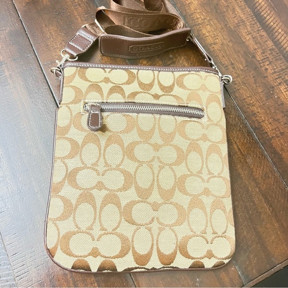 Vintage Coach crossbody bag signature brown and tan - Picture 1 of 10